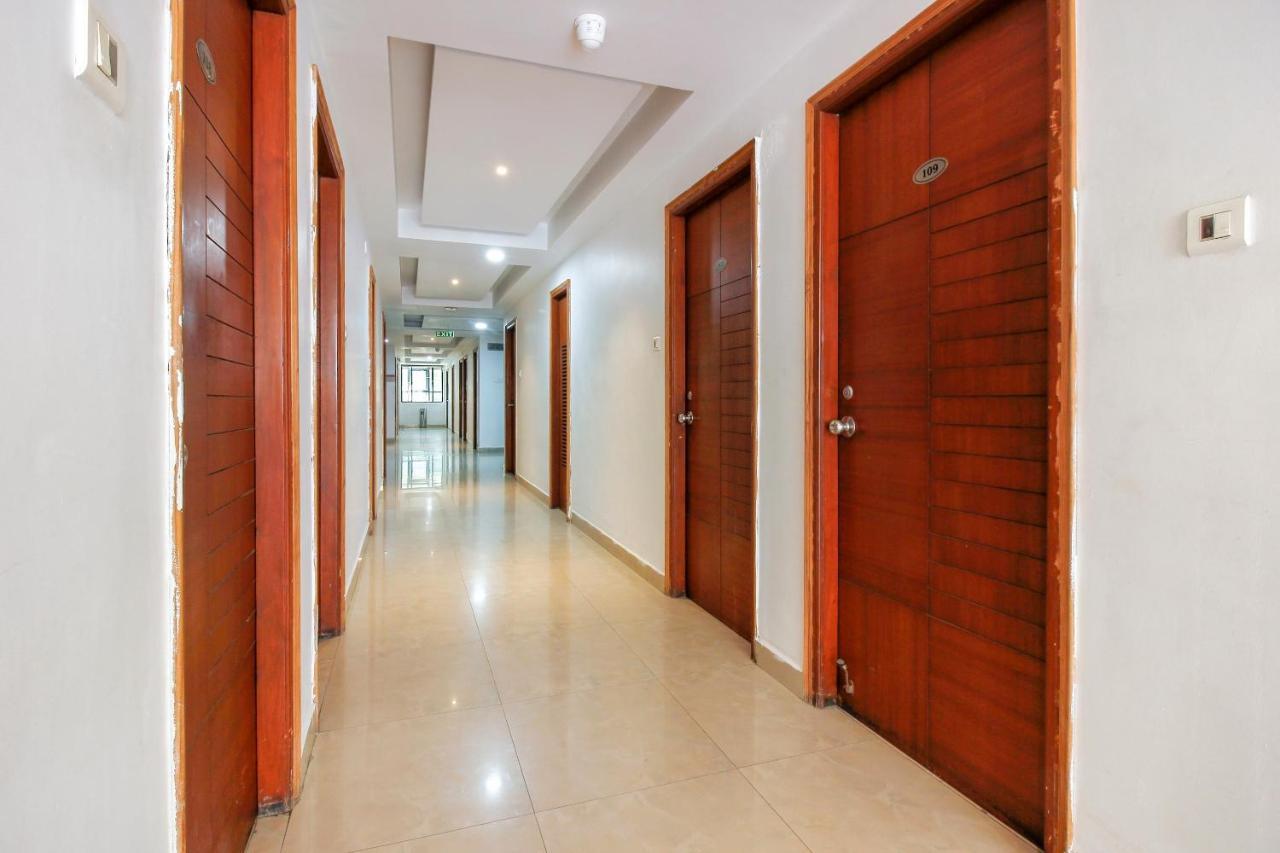 Capital O 66968 Haveli The Landmark Warangal Ngoại thất bức ảnh